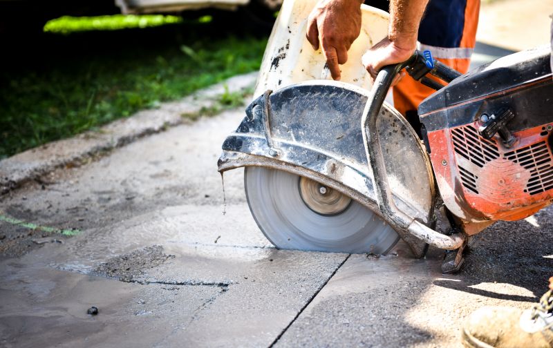 Asphalt Cutting